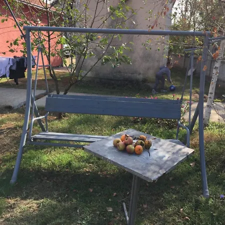 Будинок відпочинку Family Ranch